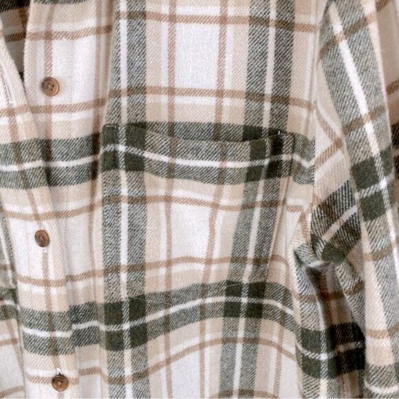 Jenni Kayne O'Keeffe Overshirt Plaid Flannel Shirt in Oatmeal - Picture 3 of 8